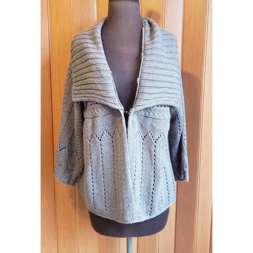 A New Approach size large gray crochet sweater